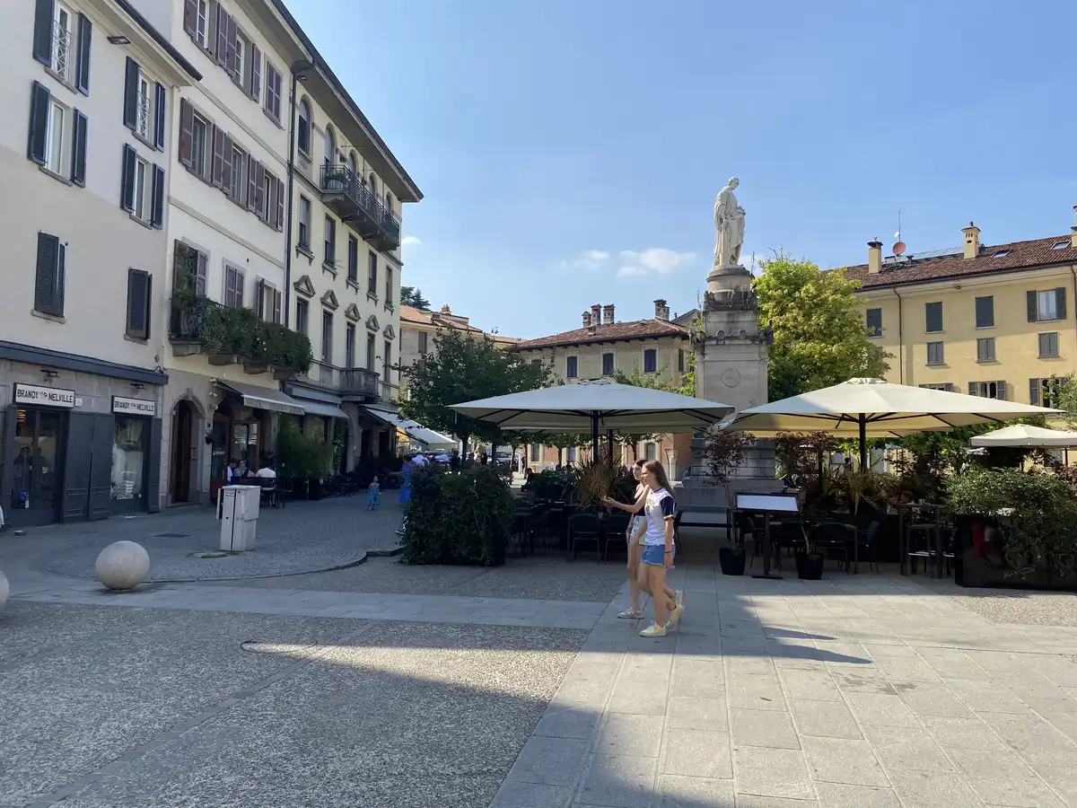 piazza_alessandro_volta Como Piazza Alessandro Volta